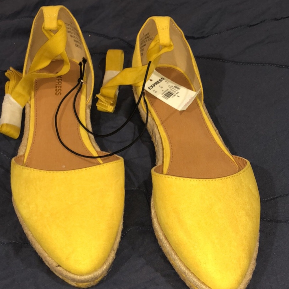Yellow strap sandals